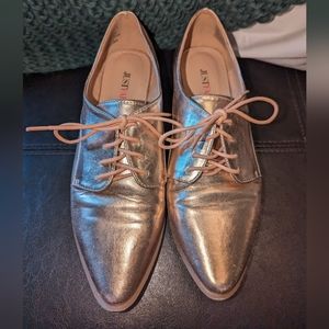 JustFab Rose Gold tuxedo shoes